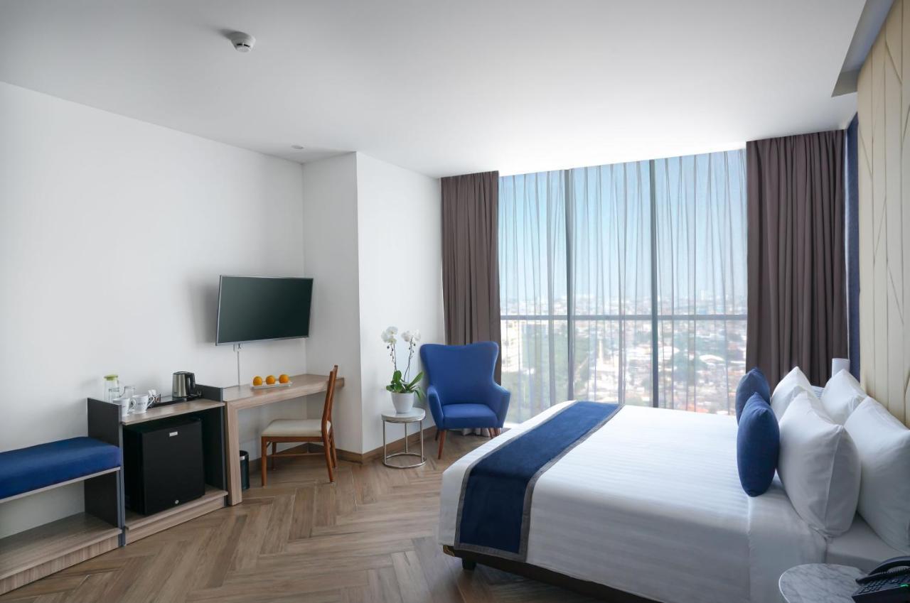 Aston Kemayoran City Hotel Джакарта Екстер'єр фото